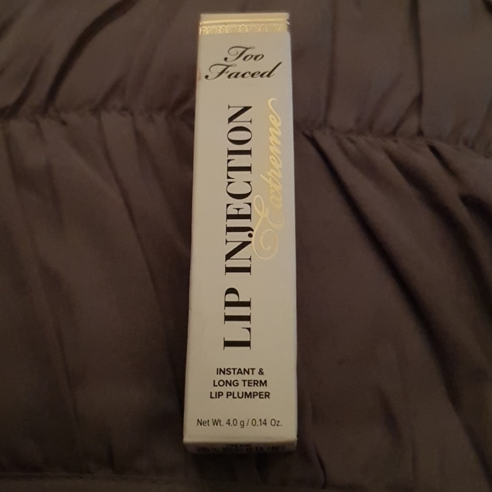 Lip injection extreme